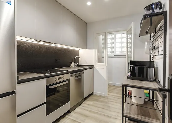 Port Views With Ac And Wifi Torrevieja