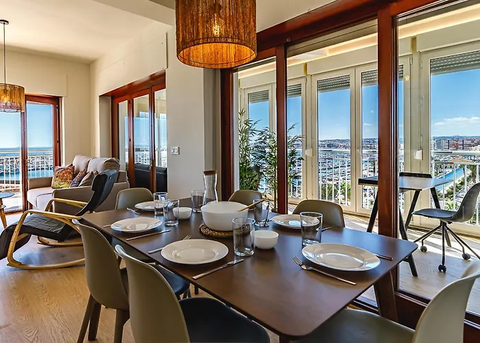 Appartement Port Views With Ac And Wifi *