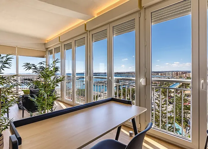 Apartment Port Views With Ac And Wifi Torrevieja